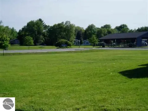 4 Patrick Court, Mount Pleasant MI 48858 photo 5
