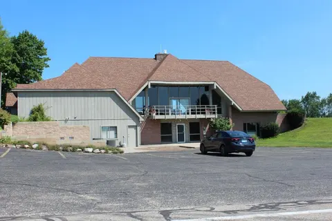 1049 Duquesa Lane, Lake Isabella MI 48893 photo 2