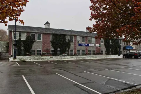 411 W Broadway Street, Mount Pleasant MI 48858 photo 1