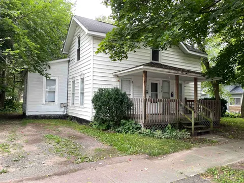 415 S Franklin, Mount Pleasant MI 48858 photo 3