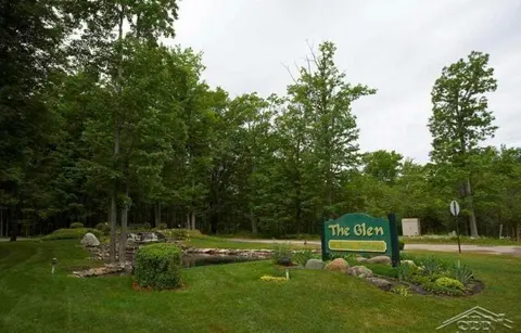 5715 County Kerry Drive, Caseville MI 48725 photo 2
