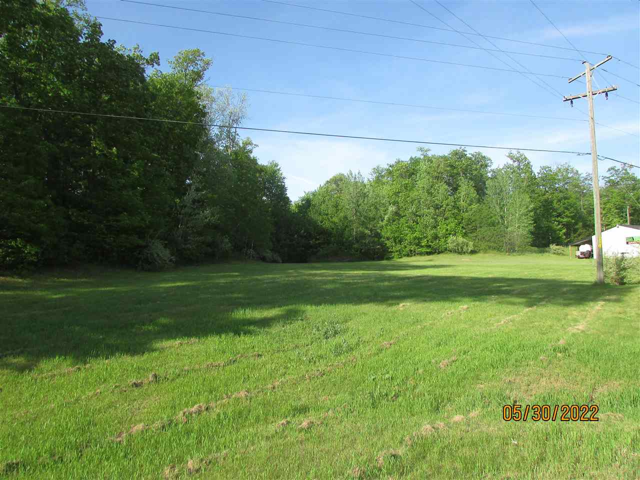 408 N Clare Avenue, Harrison MI 48625-9208 photo 1