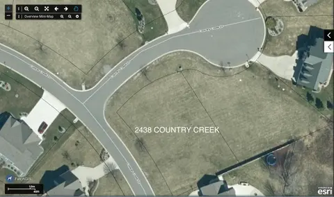 2438 Country Creek Drive, Bay City MI 48706 photo 1