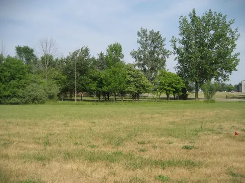6241/6245 Muirhead Drive, Bay City MI 48706 photo 5