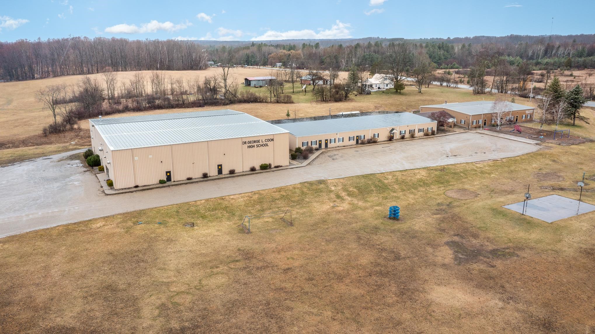3956 N M 18 Highway, Gladwin MI 48624 photo 1
