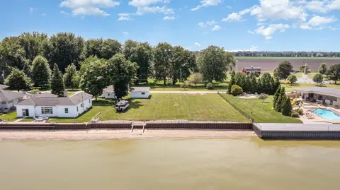 643 South Linwood Beach Road, Linwood MI 48634 photo 1