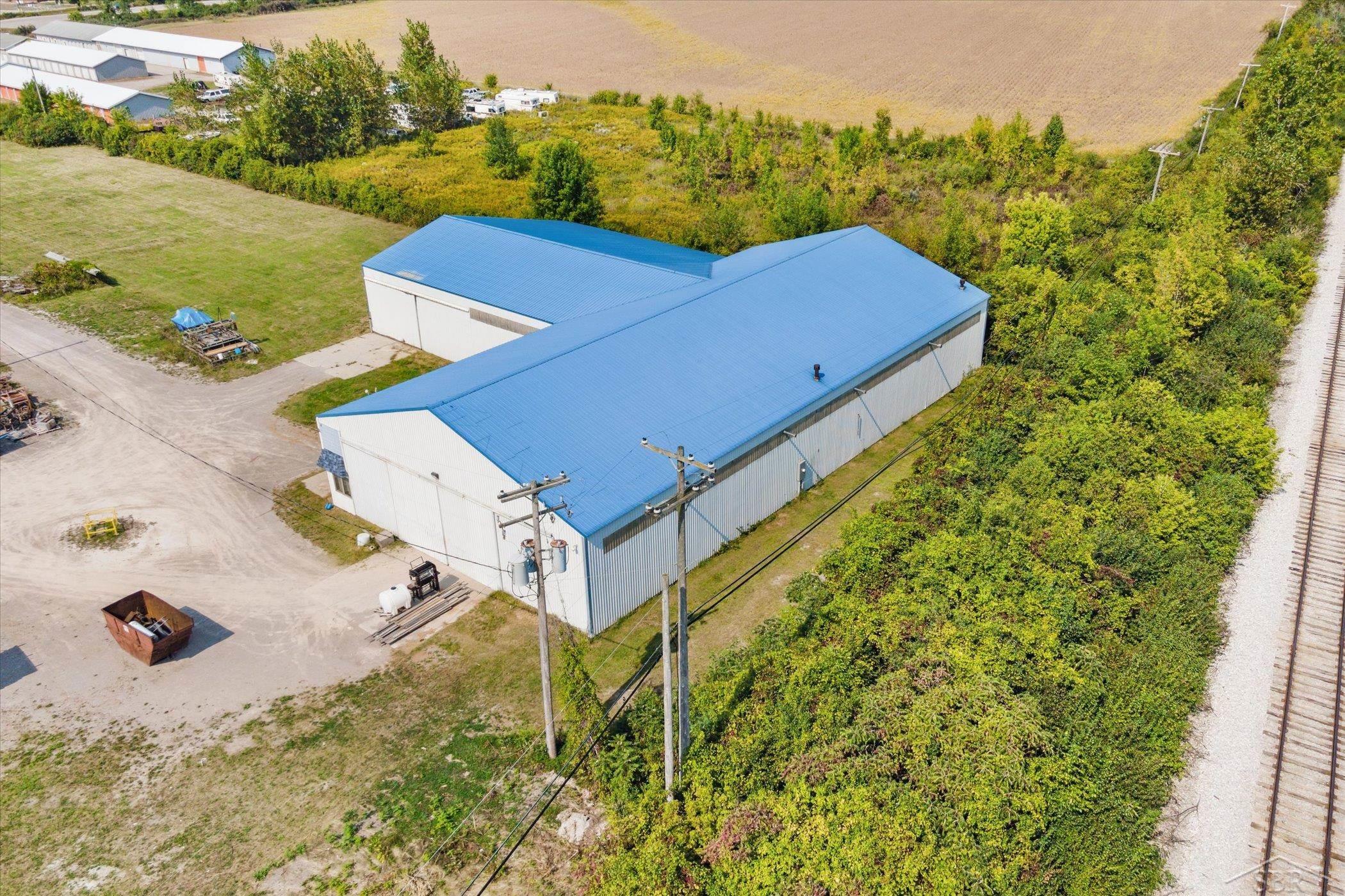 683 River Road, Bay City MI 48708 photo 1