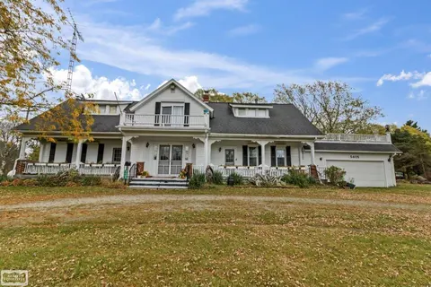 5405 S Lakeshore Road, Harbor Beach MI 48441 photo 2