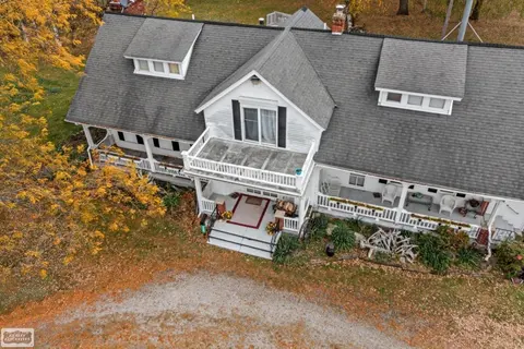 5405 S Lakeshore Road, Harbor Beach MI 48441 photo 5