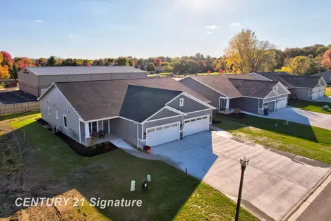 4073 Woodburn Court # 38, Saginaw MI 48603 photo 1