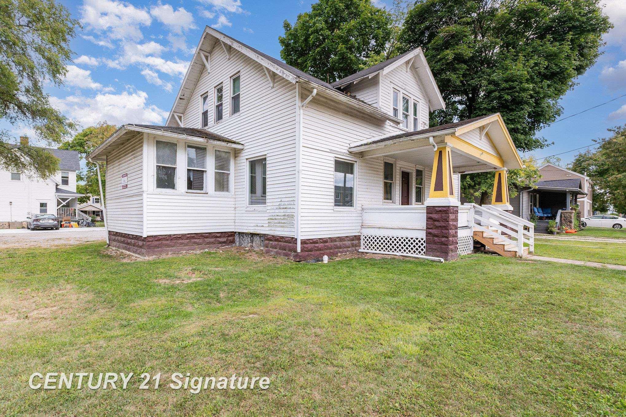 805 S Douglas Street, Mount Pleasant MI 48858 photo 1