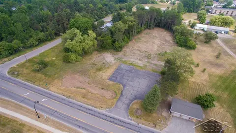 1929 S Isabella Road, Mount Pleasant MI 48858 photo 3