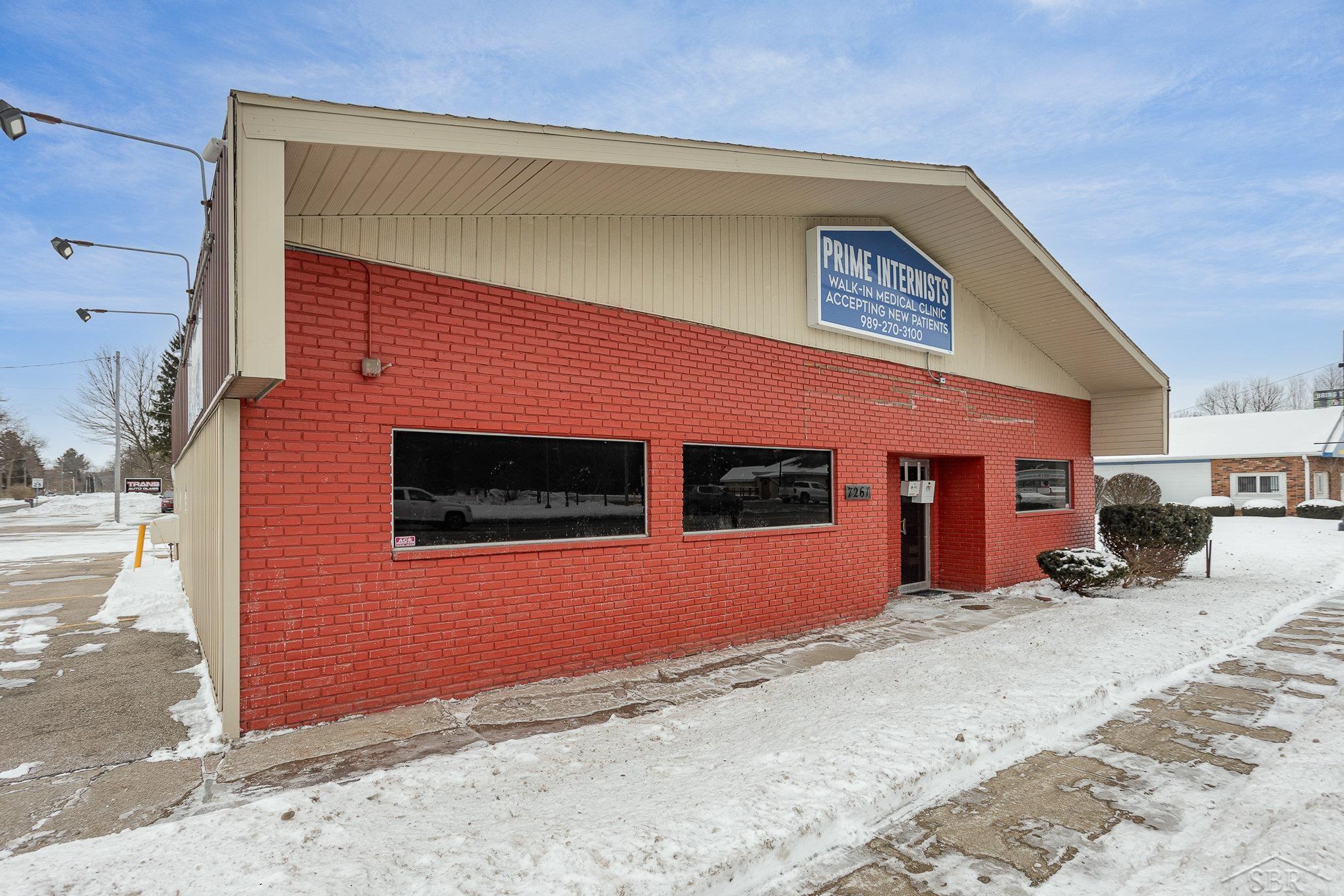 7261 Gratiot Road, Saginaw MI 48609 photo 1