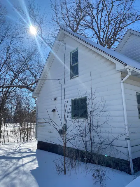 2610 S Jefferson Avenue, Saginaw MI 48601-3828 photo 3