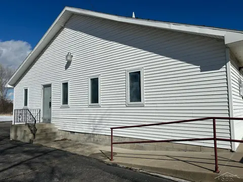 3317 Lapeer Road, Saginaw MI 48601 photo 2