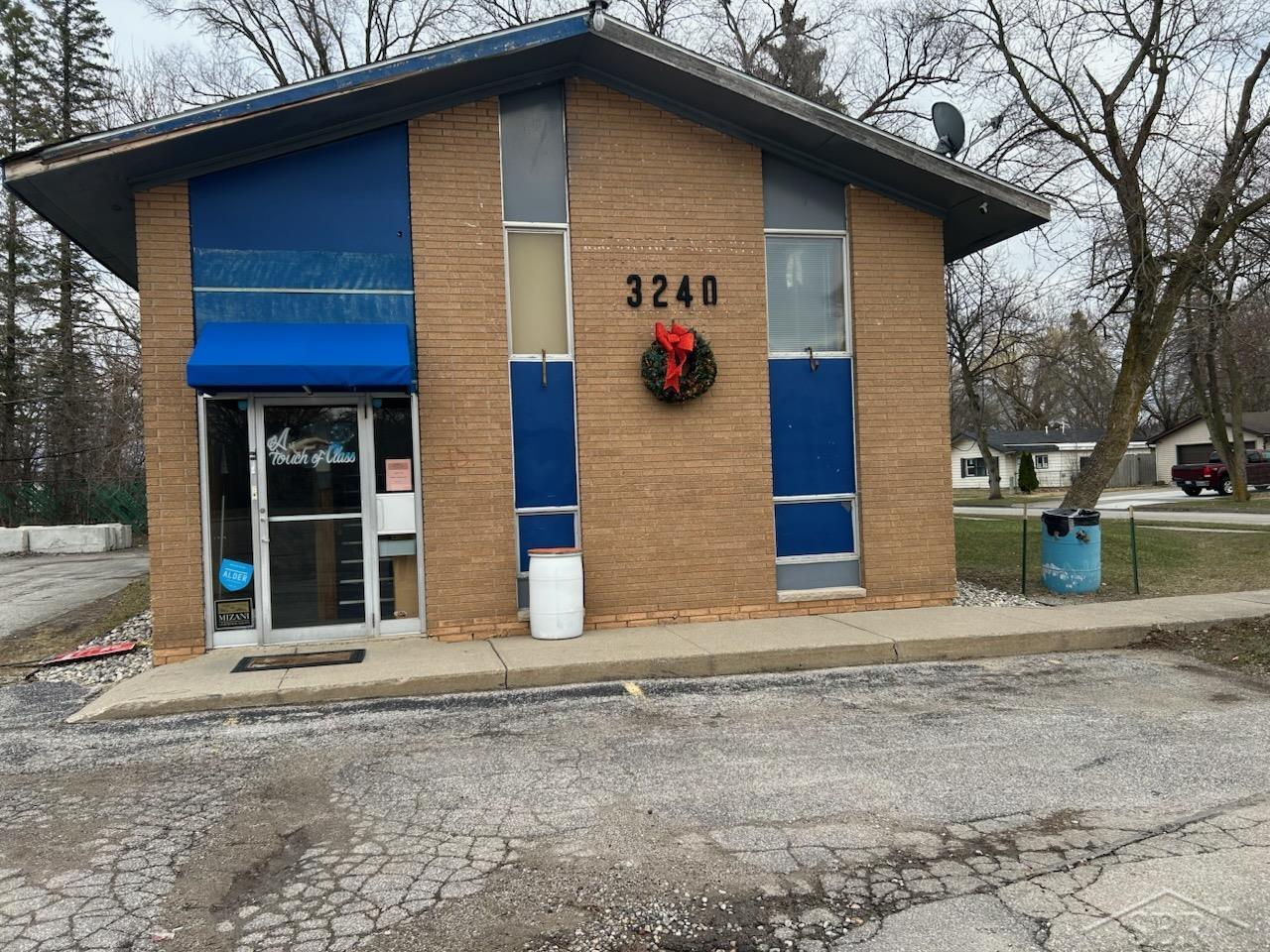 3240 Sheridan Avenue, Saginaw MI 48601 photo 1