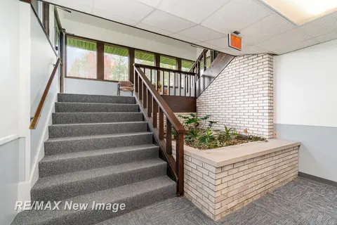 720 W Wackerly Street, Midland MI 48640 photo 4