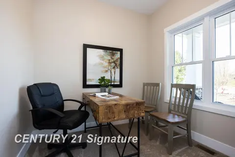 4215 Woodburn Court, Saginaw MI 48603 photo 4