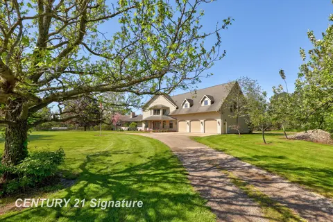 4285 N Iva Road, Hemlock MI 48626 photo 2