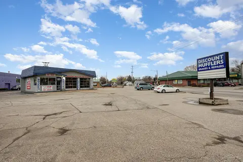 2714 Bay Road, Saginaw MI 48603 photo 3