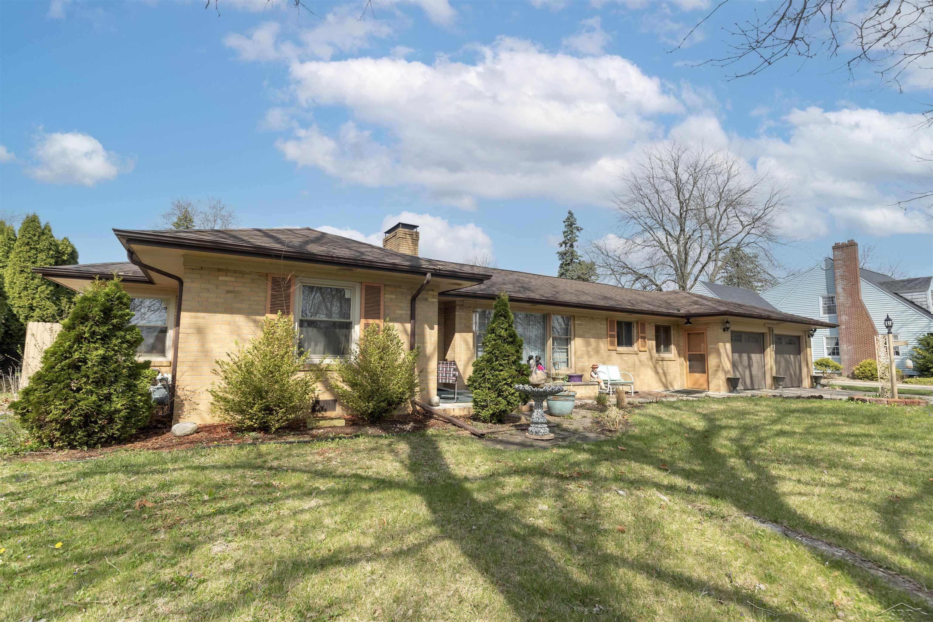 1465 Glendale Avenue, Saginaw MI 48638 photo 1
