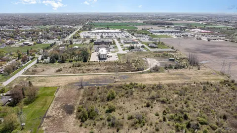 3868 S 2 Mile Road, Bay City MI 48706 photo 5