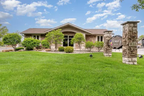 635 N Center Road, Saginaw MI 48638 photo 3