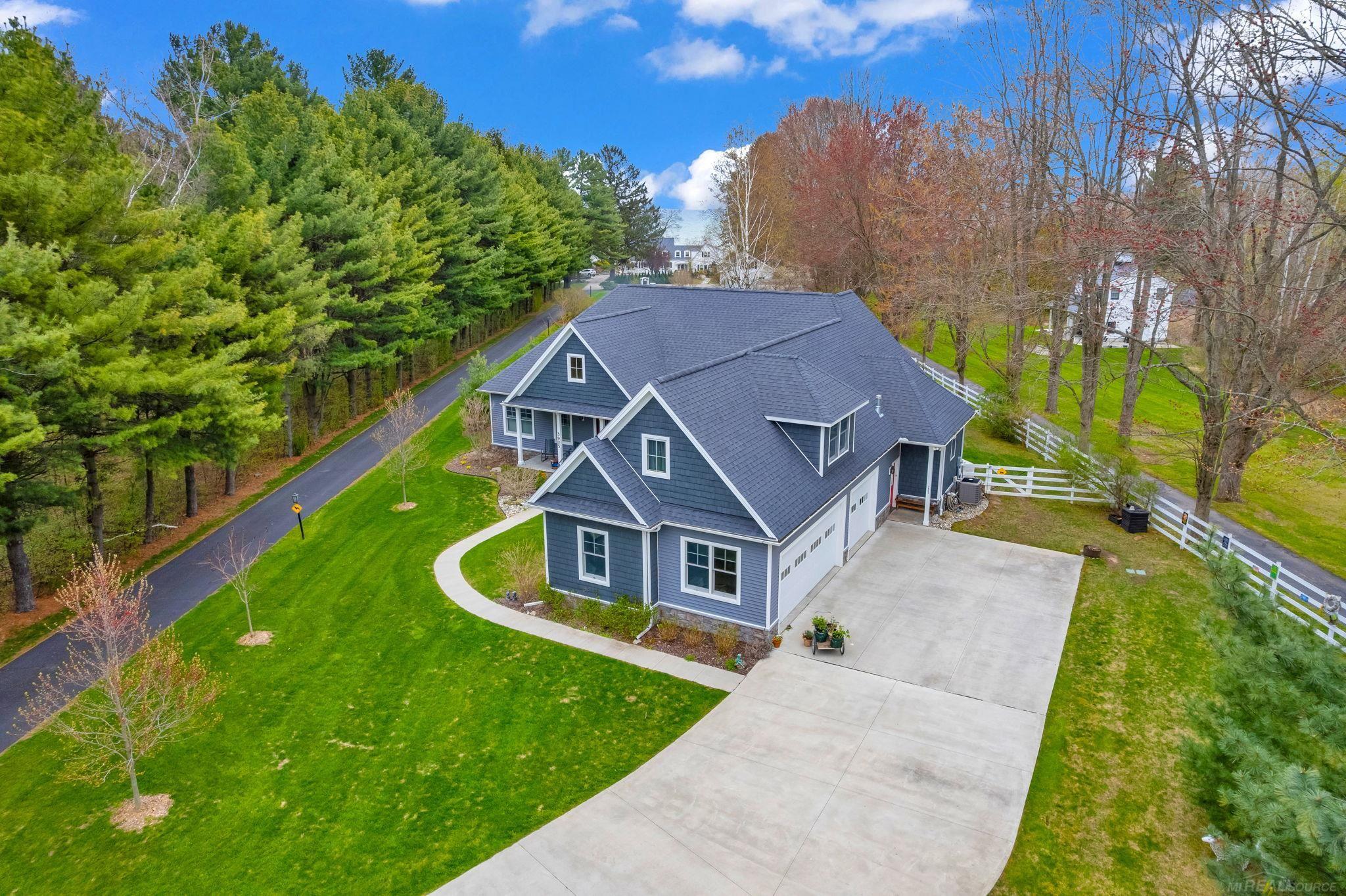 3905 Lakeshore Road, Lexington MI 48450 photo 1