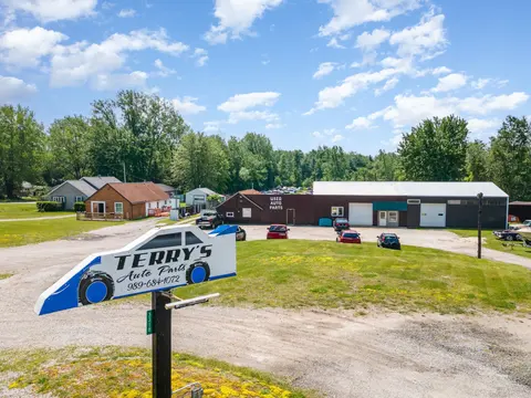 3322 Old Kawkawlin Road, Bay City MI 48706 photo 4