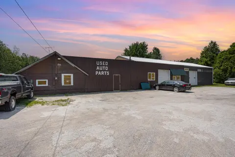 3318 Old Kawkawlin Road, Bay City MI 48706 photo 1