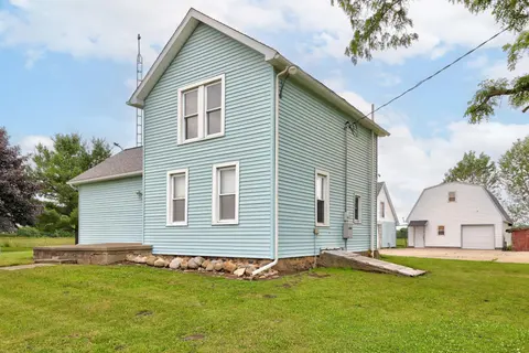 8075 Caine Road, Millington MI 48746-9608 photo 3