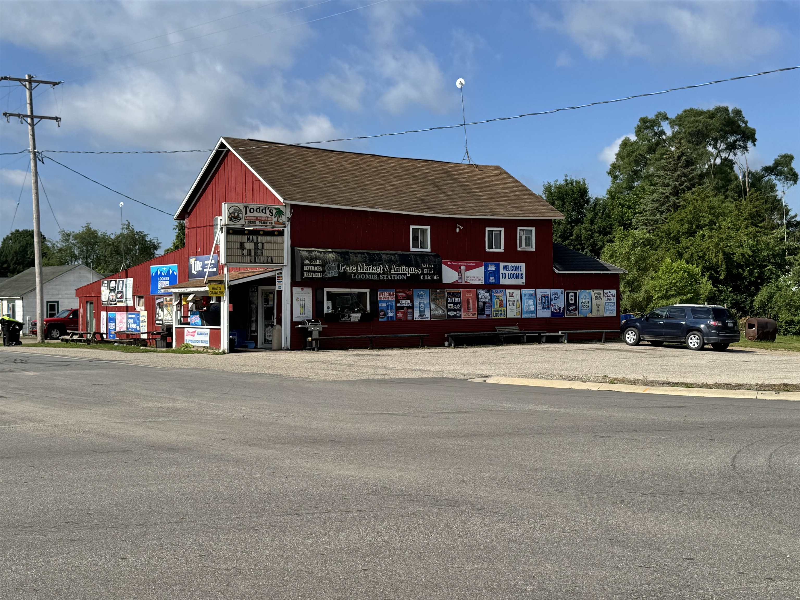 8990 E Pere Marquette Road, Clare MI 48617 photo 1