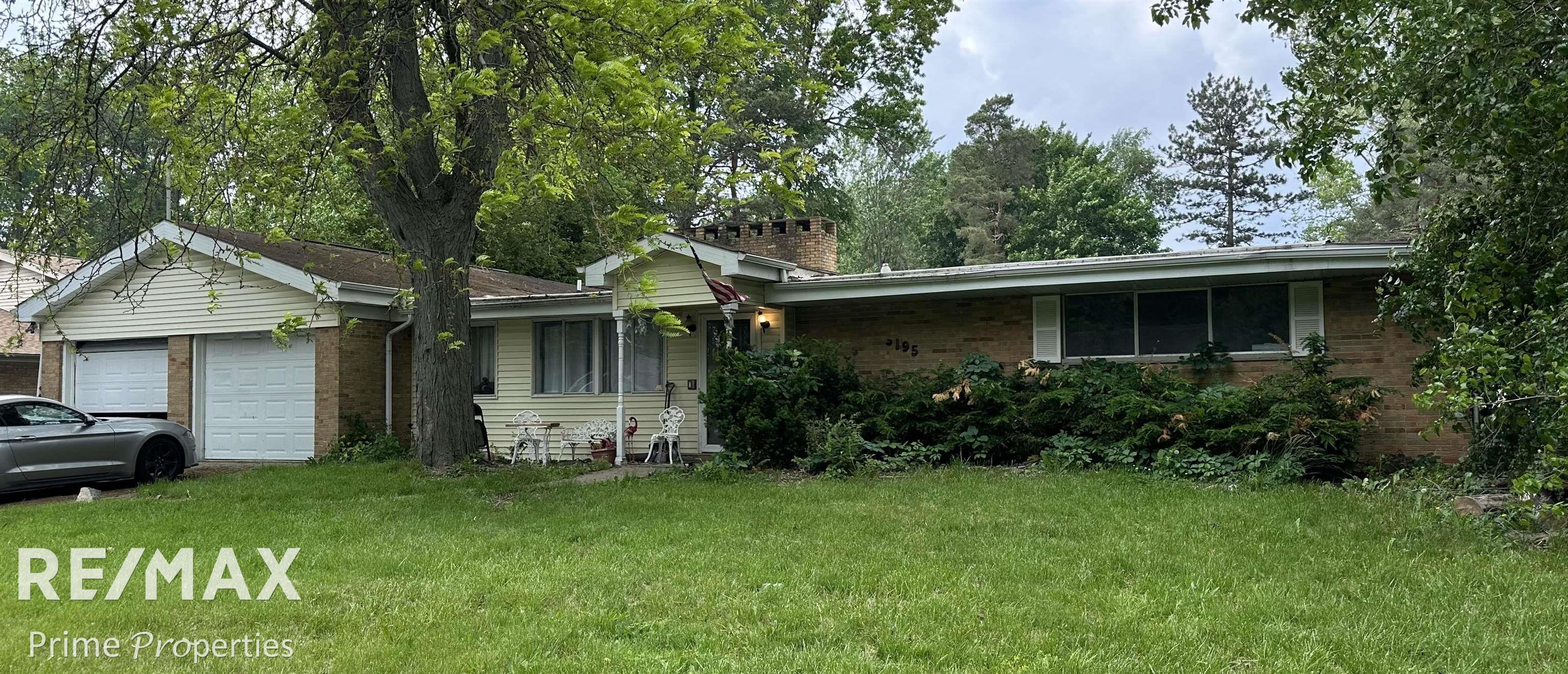 3195 Dixie Court, Saginaw MI 48601 photo 1