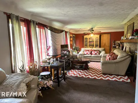 3195 Dixie Court, Saginaw MI 48601 photo 4