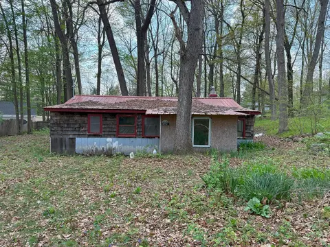 1031 Pocahontas Trail, Harrison MI 48625 photo 1