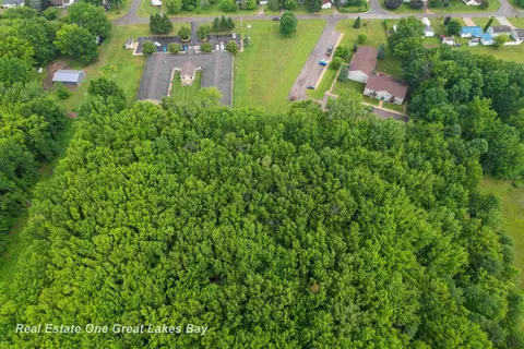 600 Bentley Street, Chesaning MI 48616 photo 3