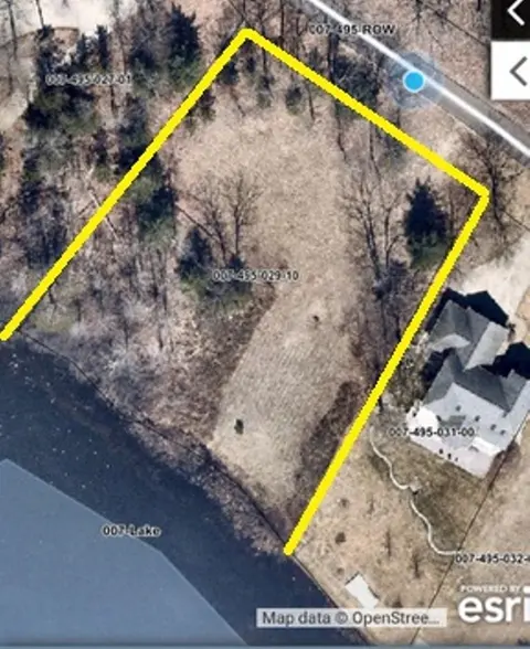 5635 Shirley Ann Drive, Harrison MI 48625 photo 2
