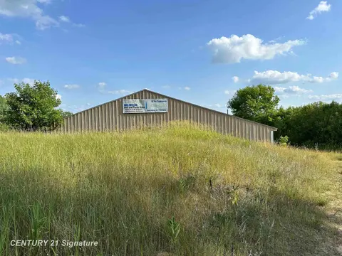 60 Estey Road, Beaverton MI 48612 photo 3