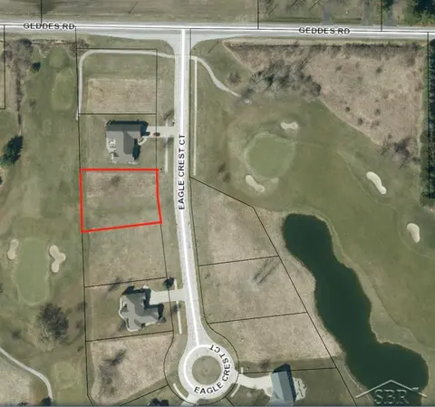#42 Eagle Crest Court, Saginaw MI 48609 photo 1