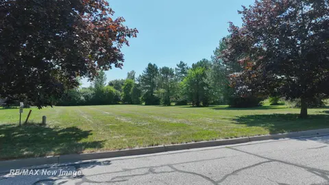 VL Maplewoods Drive West Drive, Saginaw MI 48603 photo 2