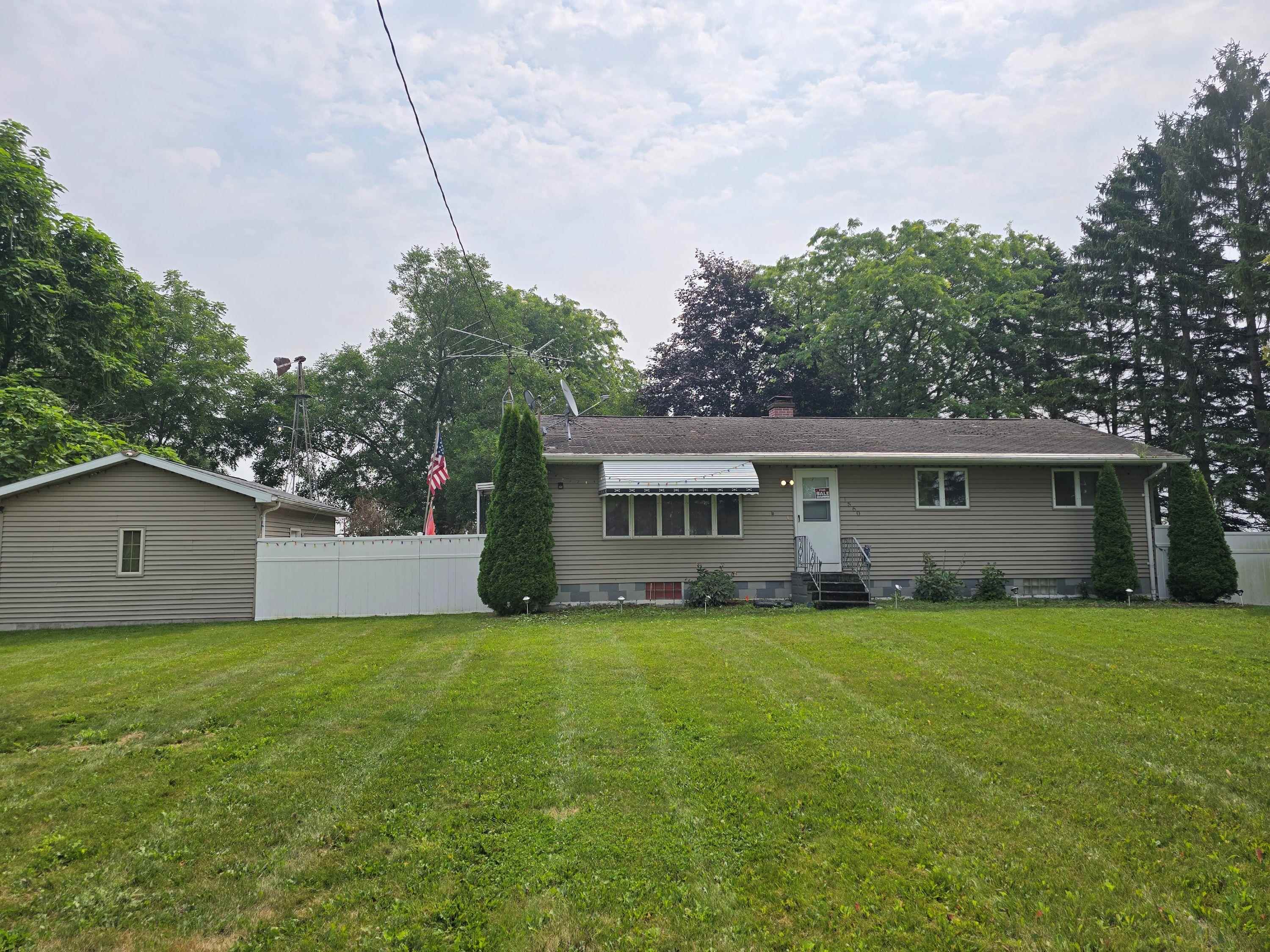 1560 N 8 Mile Road, Pinconning MI 48650 photo 1