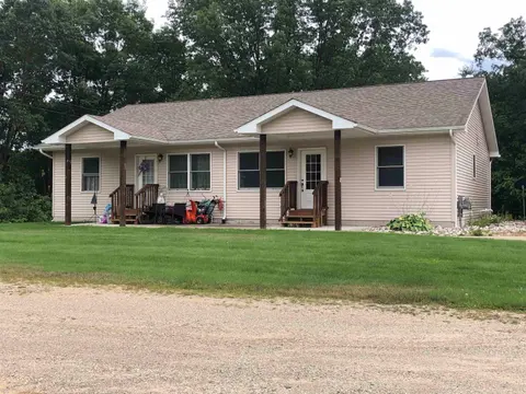 10215 S Lake Station Avenue, Lake MI 48632 photo 1