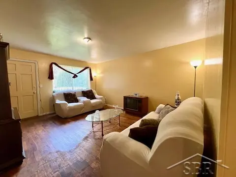 2258 California Avenue, Saginaw MI 48601 photo 3