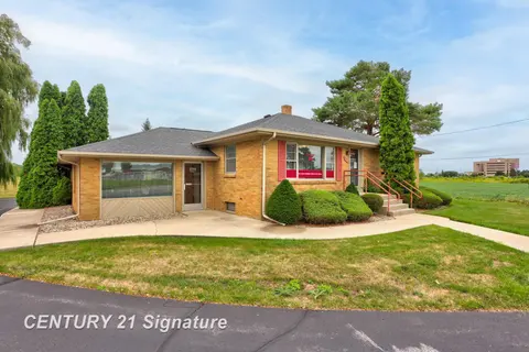 3741 Tittabawassee Road, Saginaw MI 48604 photo 5