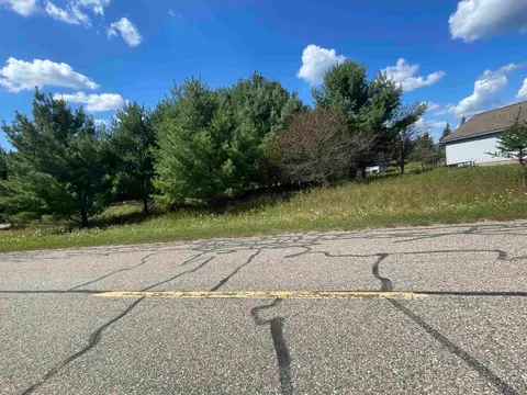 194 Lexington Avenue, Gladwin MI 48624 photo 4