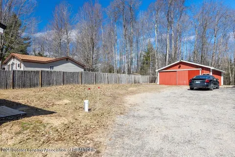 412 N Scott Drive, Farwell MI 48622 photo 4