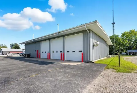 513 E Saginaw Street, Breckenridge MI 48615 photo 4