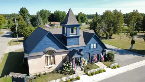 201 E Main Road, Sterling MI 48659 photo 4