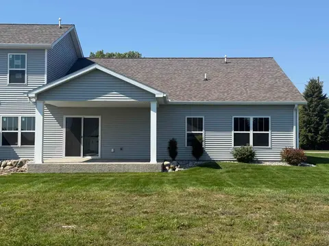 12 Cove Drive, Bay City MI 48706 photo 2