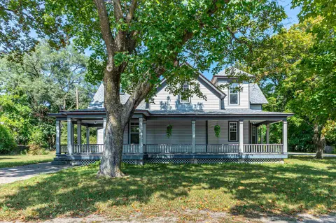 501 N Cayuga Street, Gladwin MI 48624 photo 3